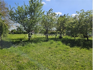 terrain à la vente -   18340  ARCAY, surface 689 m2 vente terrain - UBI473003315